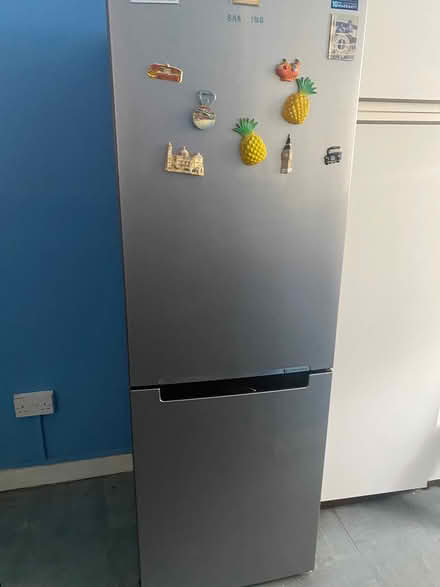 Photo of free Samsung fridge freezer (Barnsbury N1) #1
