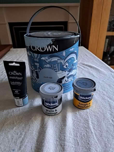Photo of free Paint & Testers (Woodley RG5) #1