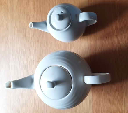 Photo of free Teapots - large and small in white (Castle Hedingham CO9) #1
