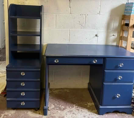 Photo of free Desk with separate shelves and drawers (Penrith CA11) #2