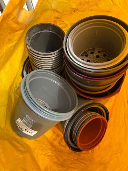 Photo of free Bag of plastic flower pots (Bromley BR2) #1