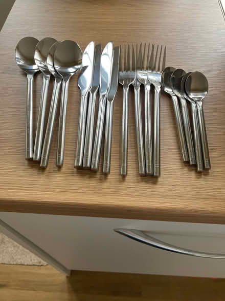 Photo of free 4 piece cutlery set (Aston CH5) #1