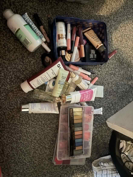 Photo of free Make up and cleansers etc (New England) #4