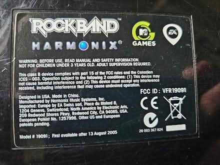 Photo of free Rockland Guitar (CR2, South Croydon) #3