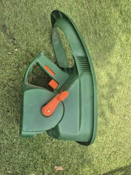 Photo of free Evergreen seed spreader (Holmer Green HP15) #2