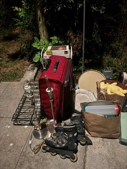 Photo of free Left over garage sale (3998 Bibbits Dr. Palo Alto) #1
