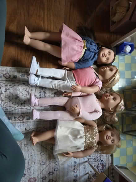 Photo of free OG Dolls and doll furniture (Olney) #1