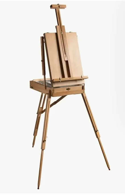 Photo of Painters easel (Hinde House S4) #1