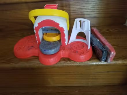 Photo of free Playdoh pizza maker (Centrepointe) #1