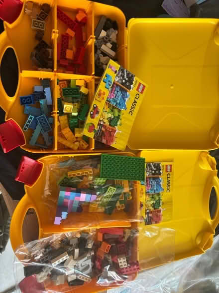 Photo of free Lego starter kits (Chessington KT9) #2