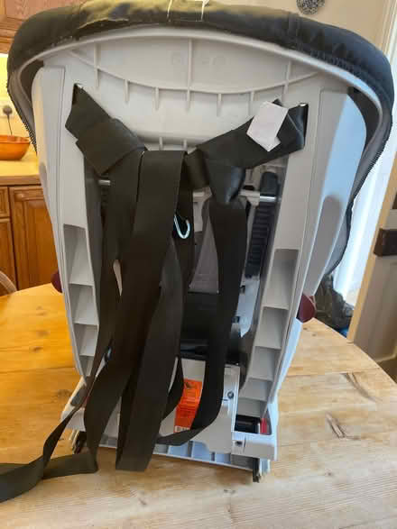 Photo of free Britax child’s car seat (Wimbledon Park SW19) #3