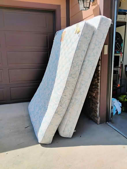 Photo of free Queen size mattress and box springs (spokane valley) #2