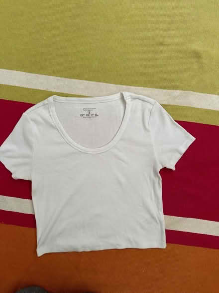 Photo of free White T-Shirt (Bicester OX26) #1
