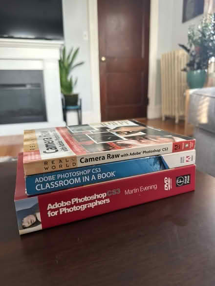 Photo of free Adobe photoshop CS2+CS3 books (Malden) #1