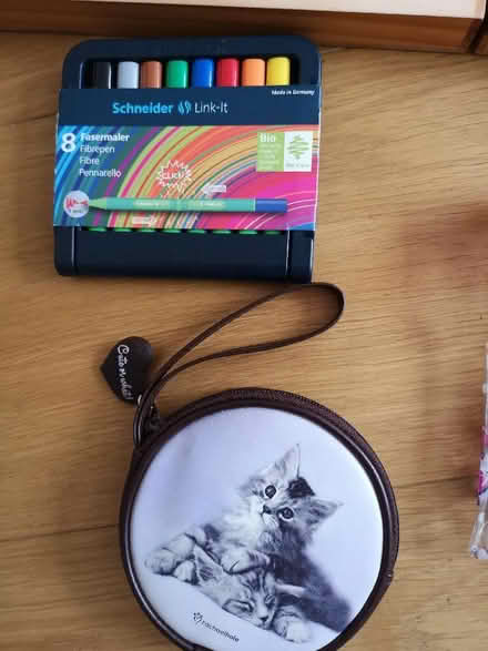 Photo of free Art set plus extras (Fareham PO15) #2