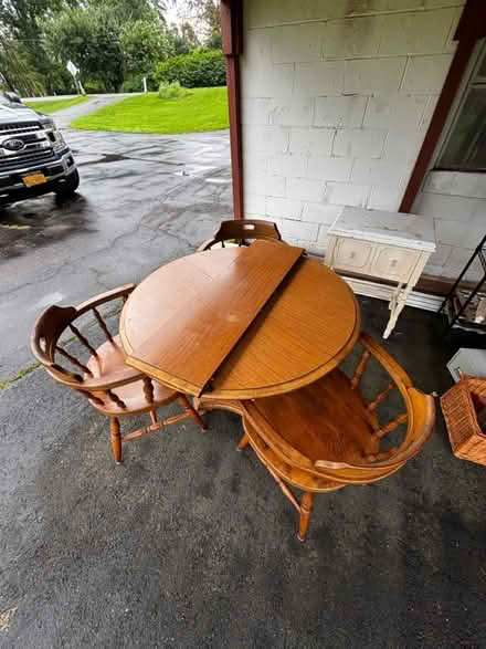 Photo of free Table & chairs (Near Howells NY) #1