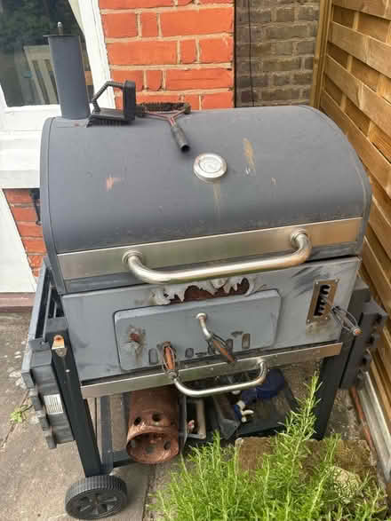 Photo of free Charcoal BBQ (Chiswick W4) #1