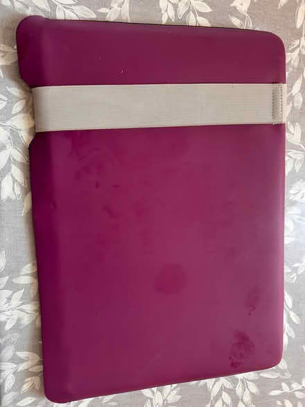 Photo of free Laptop protector case (Landport BN7) #2
