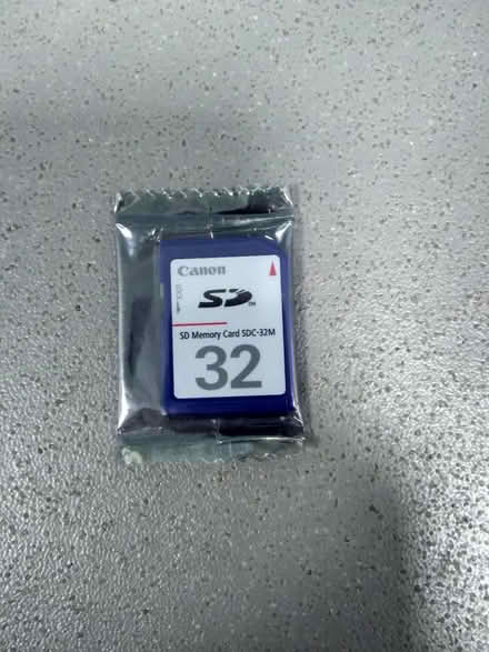 Photo of free 32M SD Memory Card (Sharrow S2) #1
