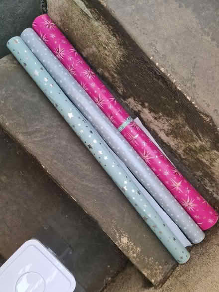 Photo of free 3 Rolls Wrapping Paper (CT2) #1