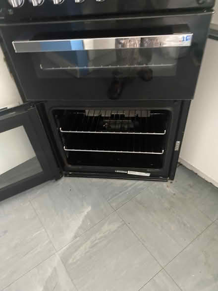 Photo of free 4 burner gas cooker (Barnsbury N1) #2