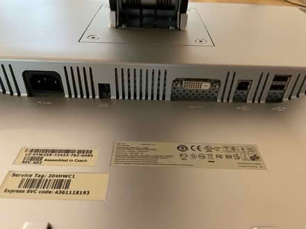Photo of free 30”- Dell UltraSharp 3007WFPt (TW10) #3
