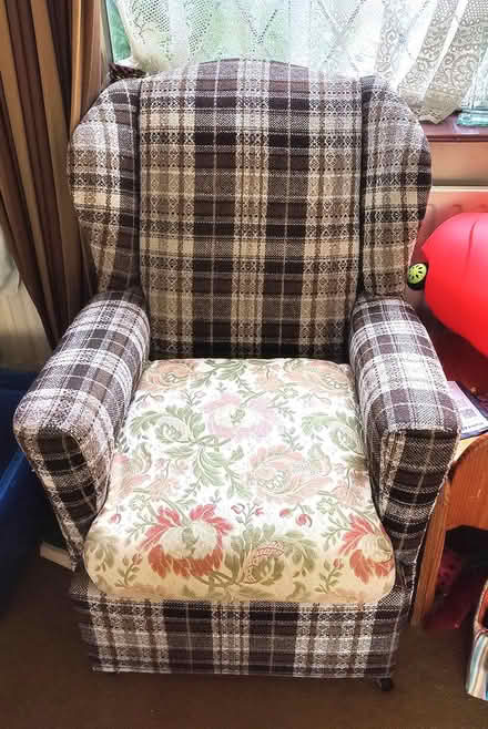 Photo of free Vintage armchairs & sofa 1960s (Potters Bar EN6) #3