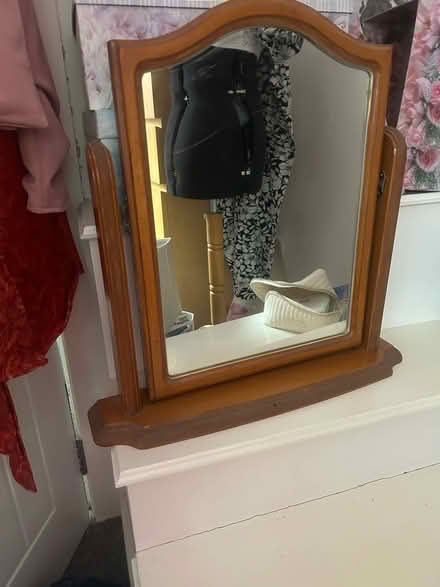 Photo of free Dressing table mirror (Sowerby HX6) #1