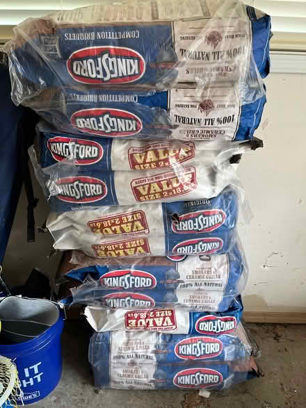 Photo of free Kingsford Charcoal Briquettes (Cougar Mountain/Lakemont) #1