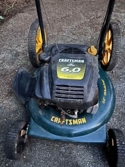 Photo of free Push lawnmower (Hopewell jct, taconic & Rt 52) #3