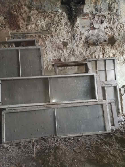 Photo of free Old windows (Pathead EH37) #2