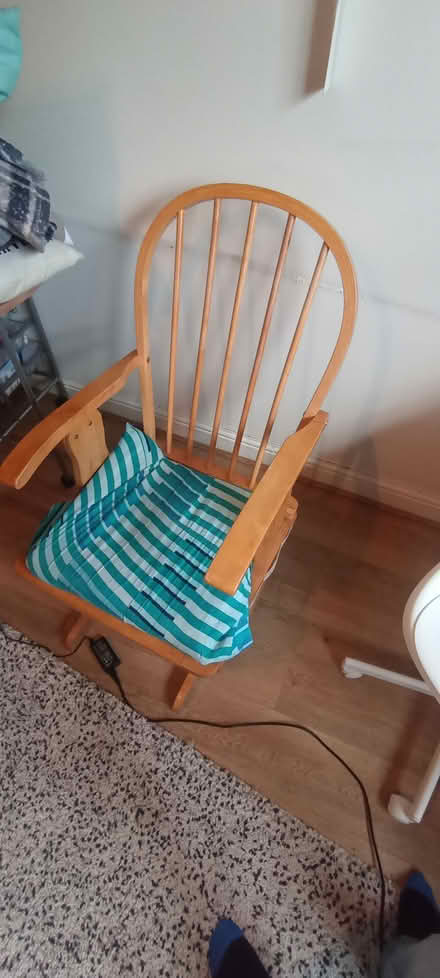 Photo of free Rocking chair (Cheatham hill M8) #1