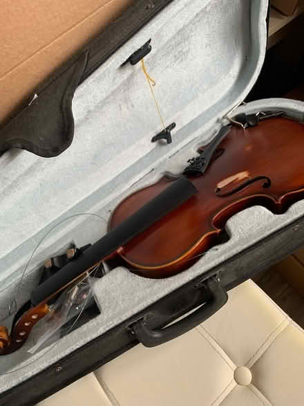Photo of free Full size violin in case (Bishop Auckland DL14) #1