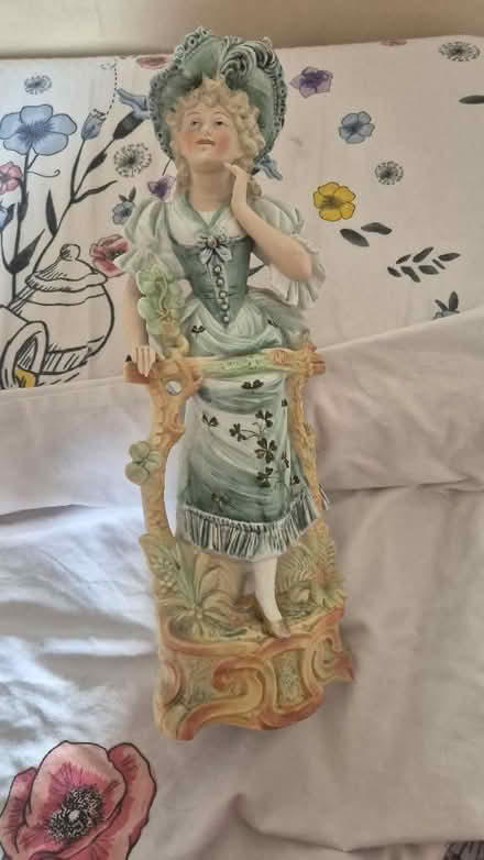 Photo of free Ornament (Bellingham SE6) #1