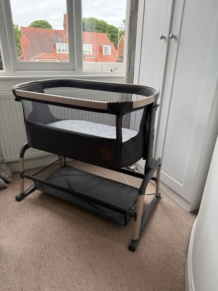 Photo of free Maxi Cosi Iora Cosleeper (Chiswick) #2