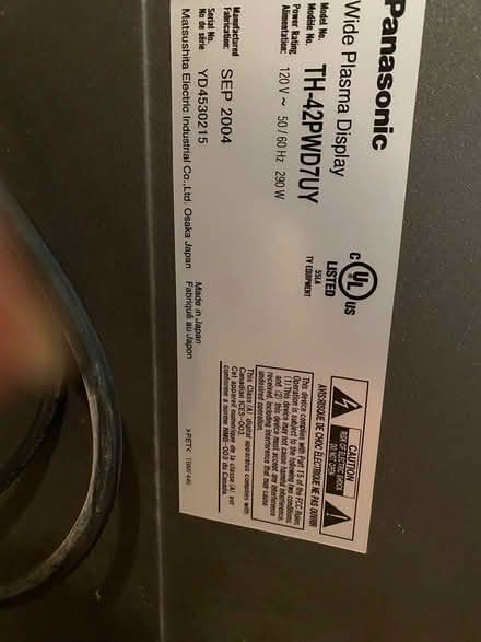 Photo of free Wide screen TV screen (2 blocks from old town Herndon) #2