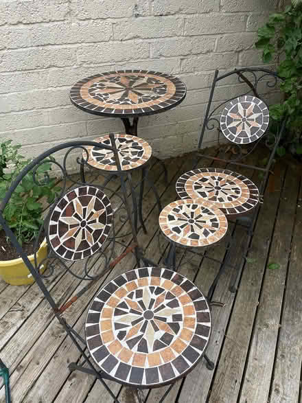 Photo of free Garden Furniture (D12H670) #1