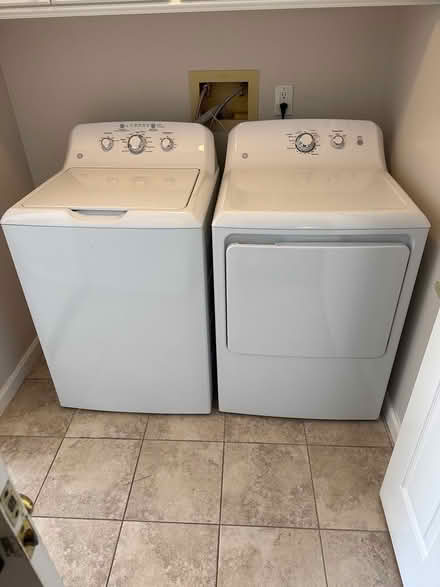 Photo of free GE washer and dryer (Evergreen-The Villages) #1