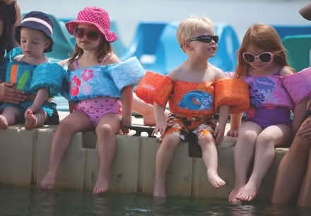Photo of free Kids Life Jackets "Puddle Jumpers" (94087) #3