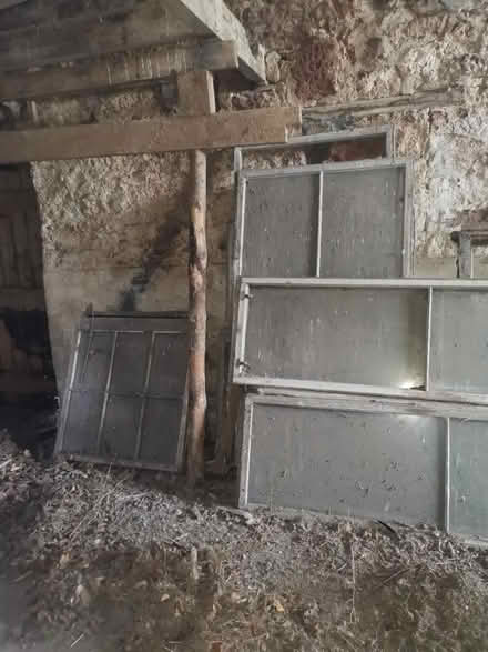 Photo of free Old windows (Pathead EH37) #1