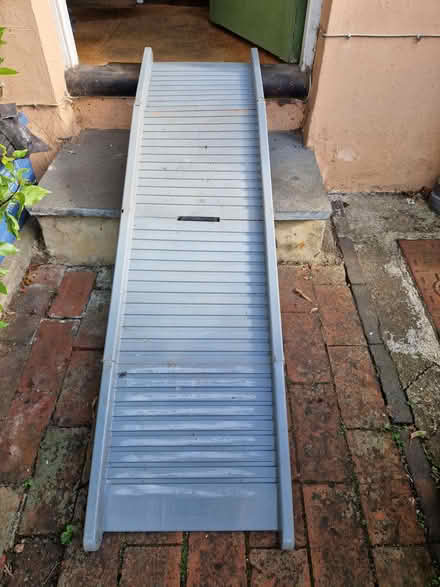 Photo of free Dog ramp (GU12) #1