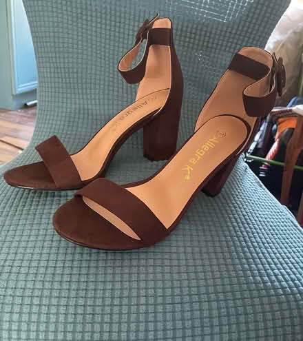 Photo of free Ladies Sandals Size 5 (Kenilworth CV8) #3
