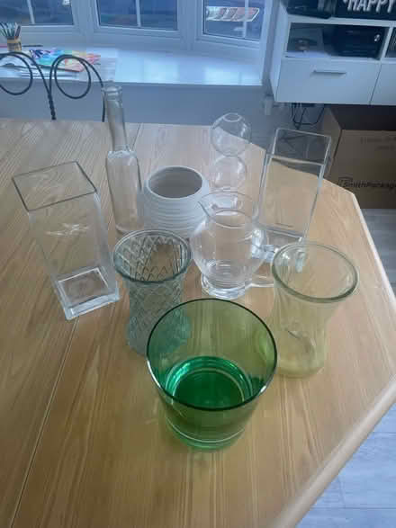 Photo of free Assorted vases/pots (Stanmore, HA7) #1