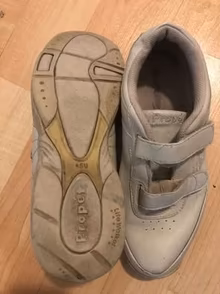 Photo of free Ladies shoes size 8 1/2 (L5L 5P5) #1