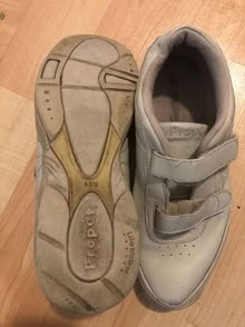 Photo of free Ladies shoes size 8 1/2 (L5L 5P5) #1