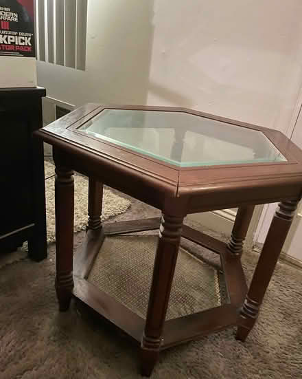 Photo of free Side table (Gwynn oak) #1