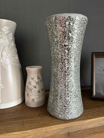 Photo of free Crackled glass vase (Letchworth SG6) #2