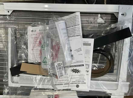 Photo of free Commercial AC unit (20817) #1