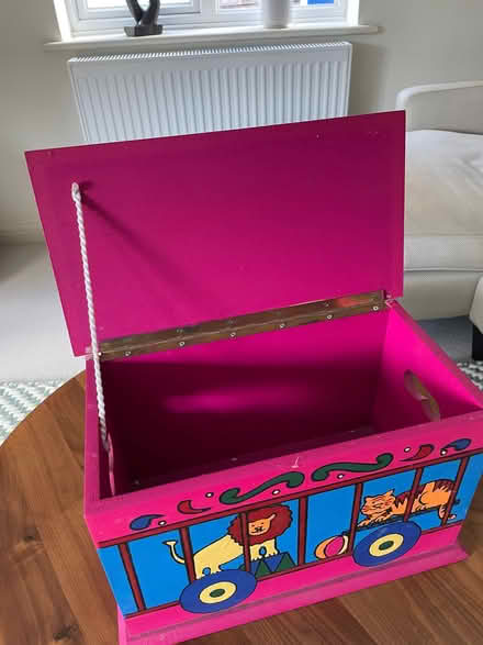 Photo of free Small decorated wooden toy box (Thames Ditton KT8) #4
