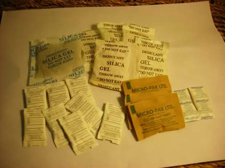 Photo of free Silica gel/desiccant packets (Swarthmore area) #1